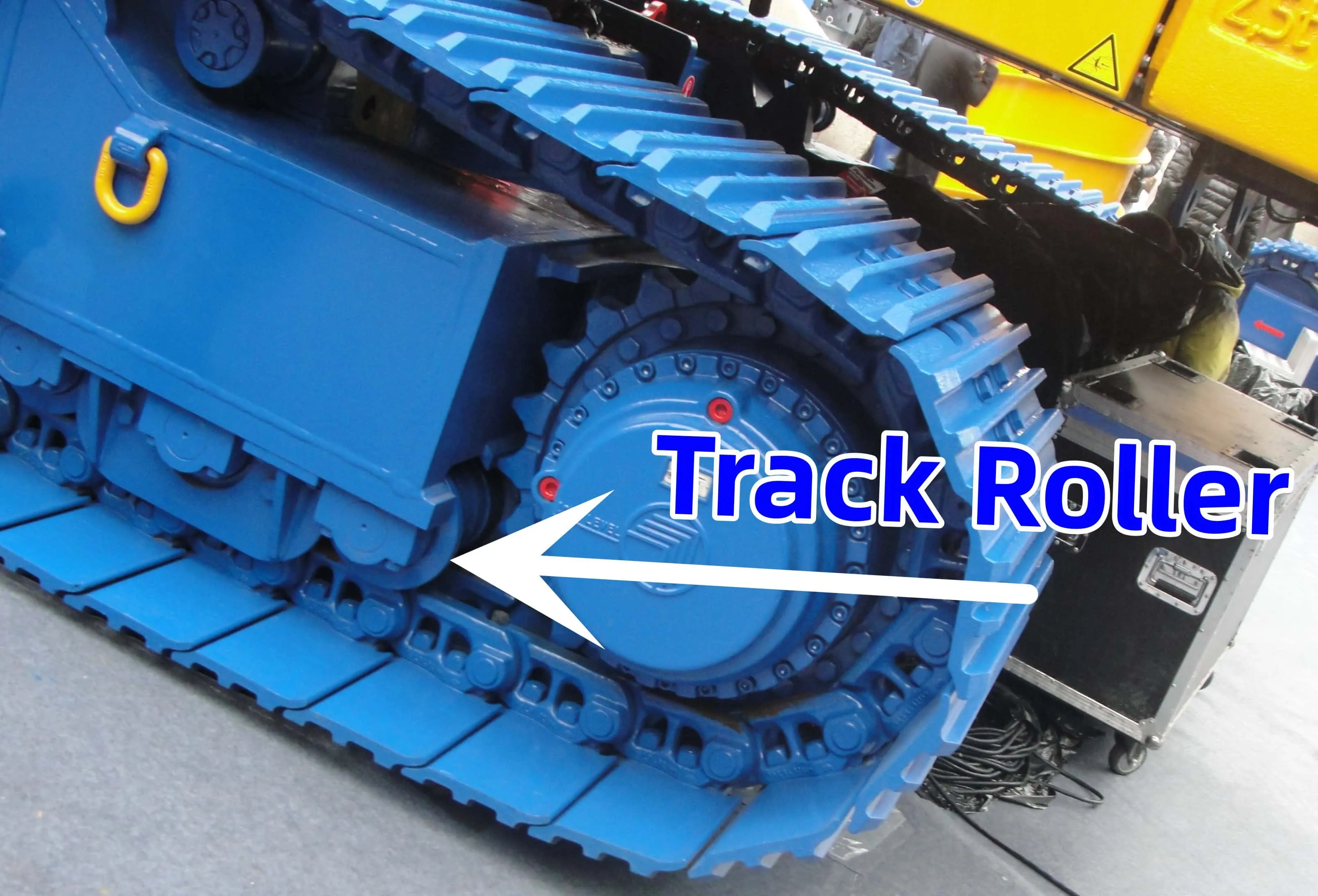 What Are The Precautions For Replacing The Track Roller?