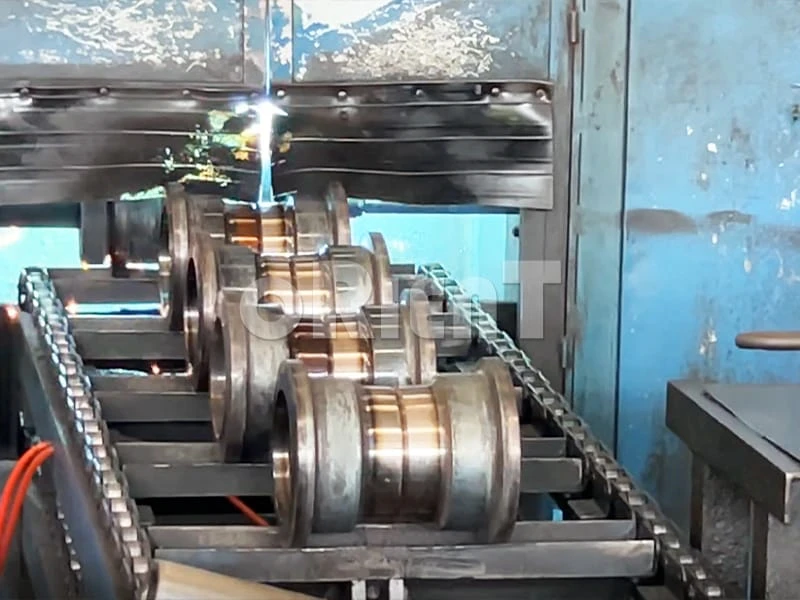 Automatic welding process: 