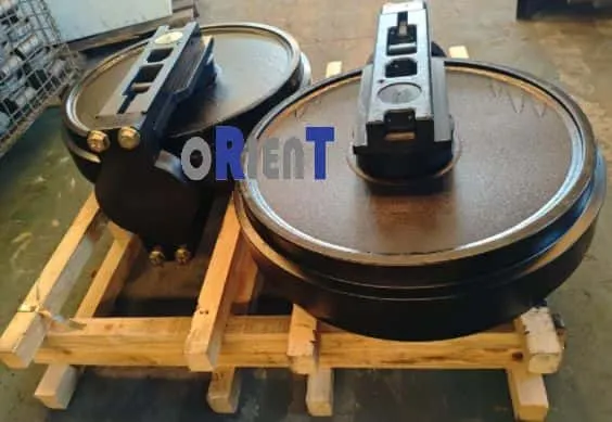 Hitachi KH180-3 idler, sprocket and Bauer BG28 idler shipment